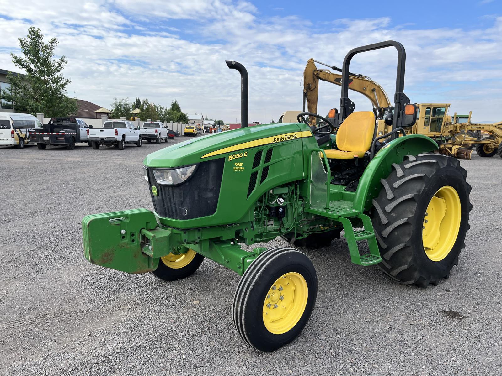 ./imagenes/INVOICE/2019/18008/JOHN DEERE 5050E (5).JPG